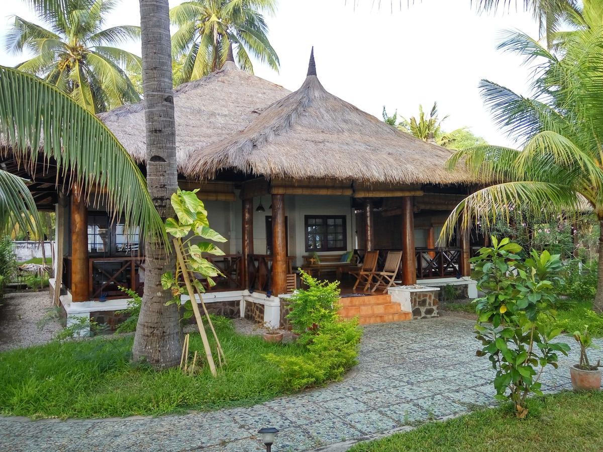 Amrita Maumere Resort Екстериор снимка